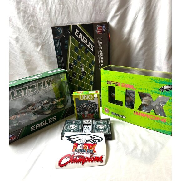 Philadelphia Eagles Super Bowl Champions Collectible Bundle Figures Checkers UNO - Picture 1 of 11